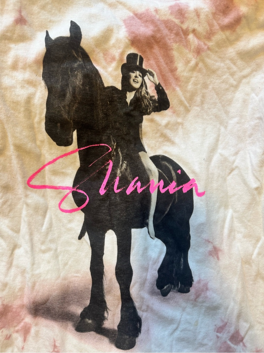 New Without Tags: Shania Twain tie dye tshirt - Medium
